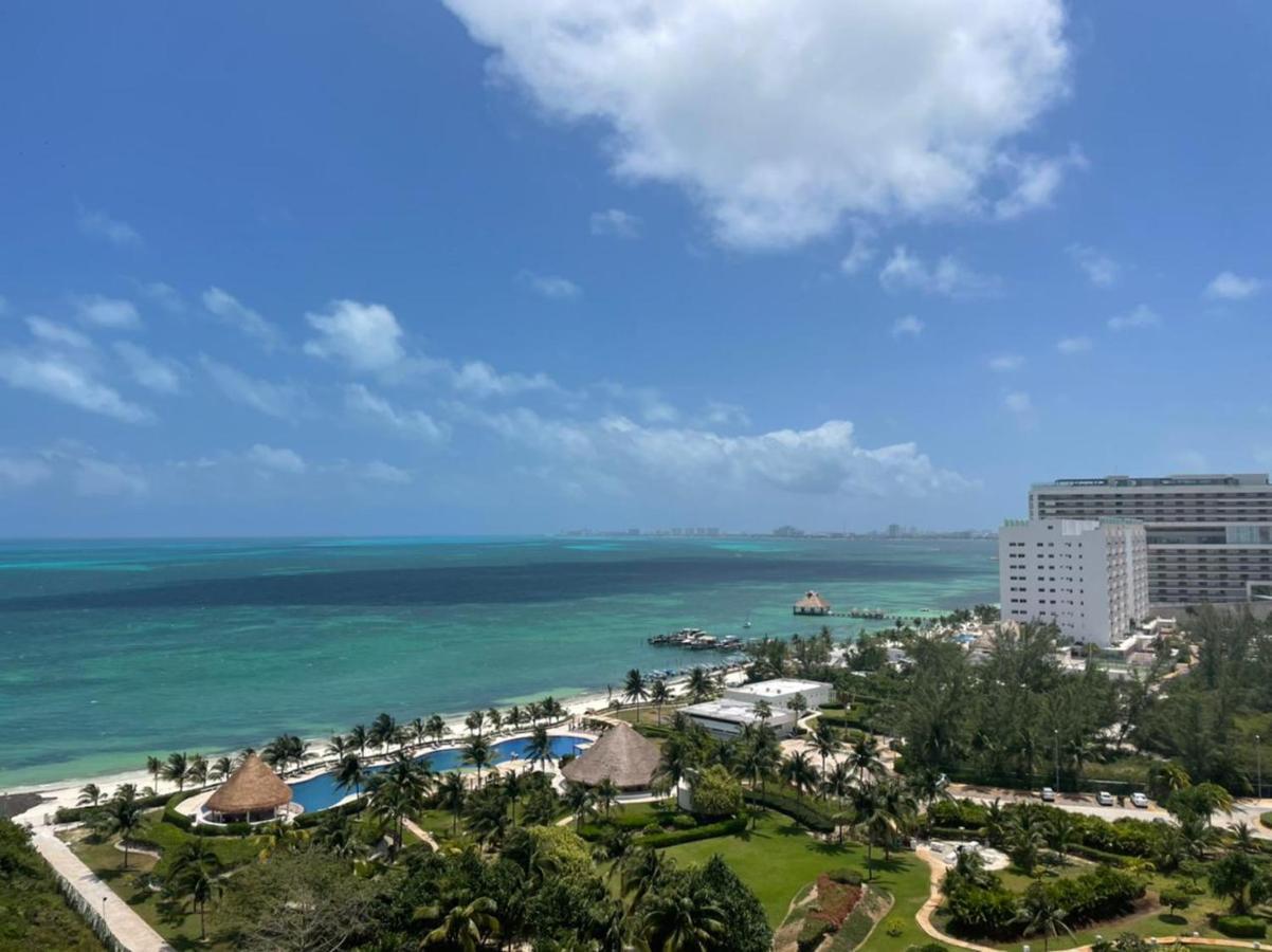 Beachfront Luxury Apartments Cancún Extérieur photo